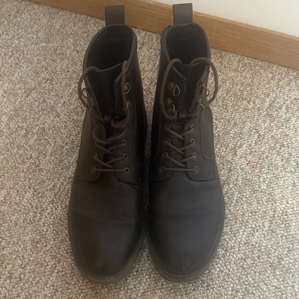 Men's Brown Leather Lace-Up Boots